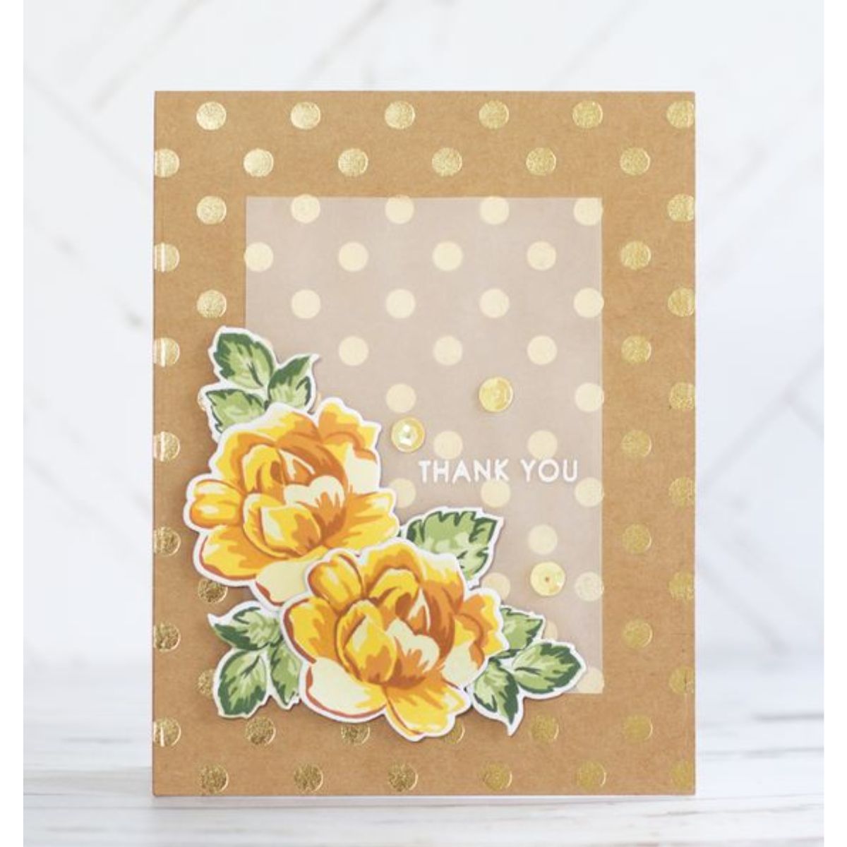 Kraft Foil Dots 12" / Hoja de Cartulina Kraft con Puntos Dorados Descontinuado Bazzill