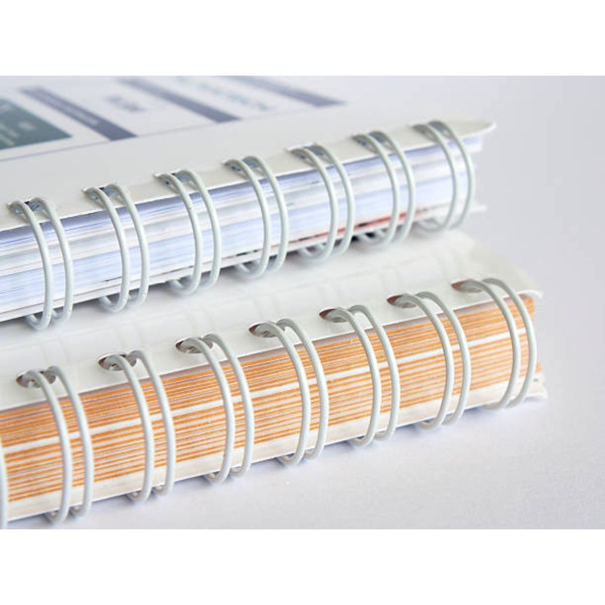 White Wire 1/2" / Arillos Metálicos para Engargolar Blancos 1/2" - 1.27cm Descontinuado Zutter