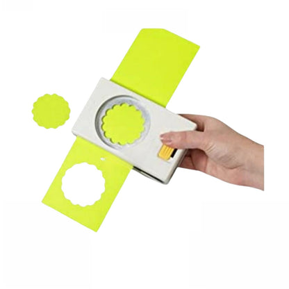 2 1/4" Scallop Circle Large Punch / Perforadora de Círculo de Onditas 5.7 cm Perforadoras Ek Success