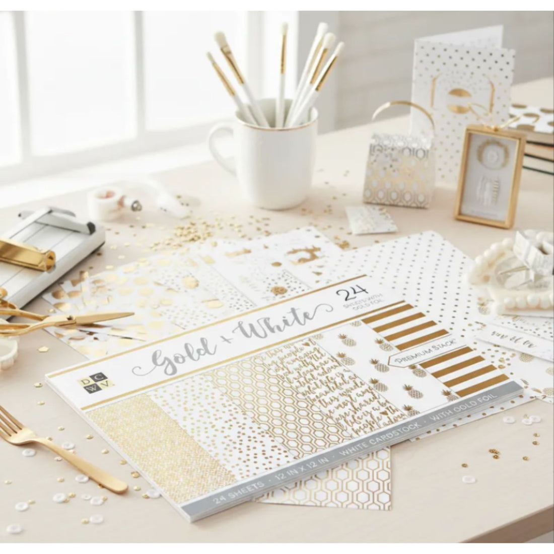 Cardstock Gold And White 12" / Block de Cartulina Dorado y Blanco Papel DCWV