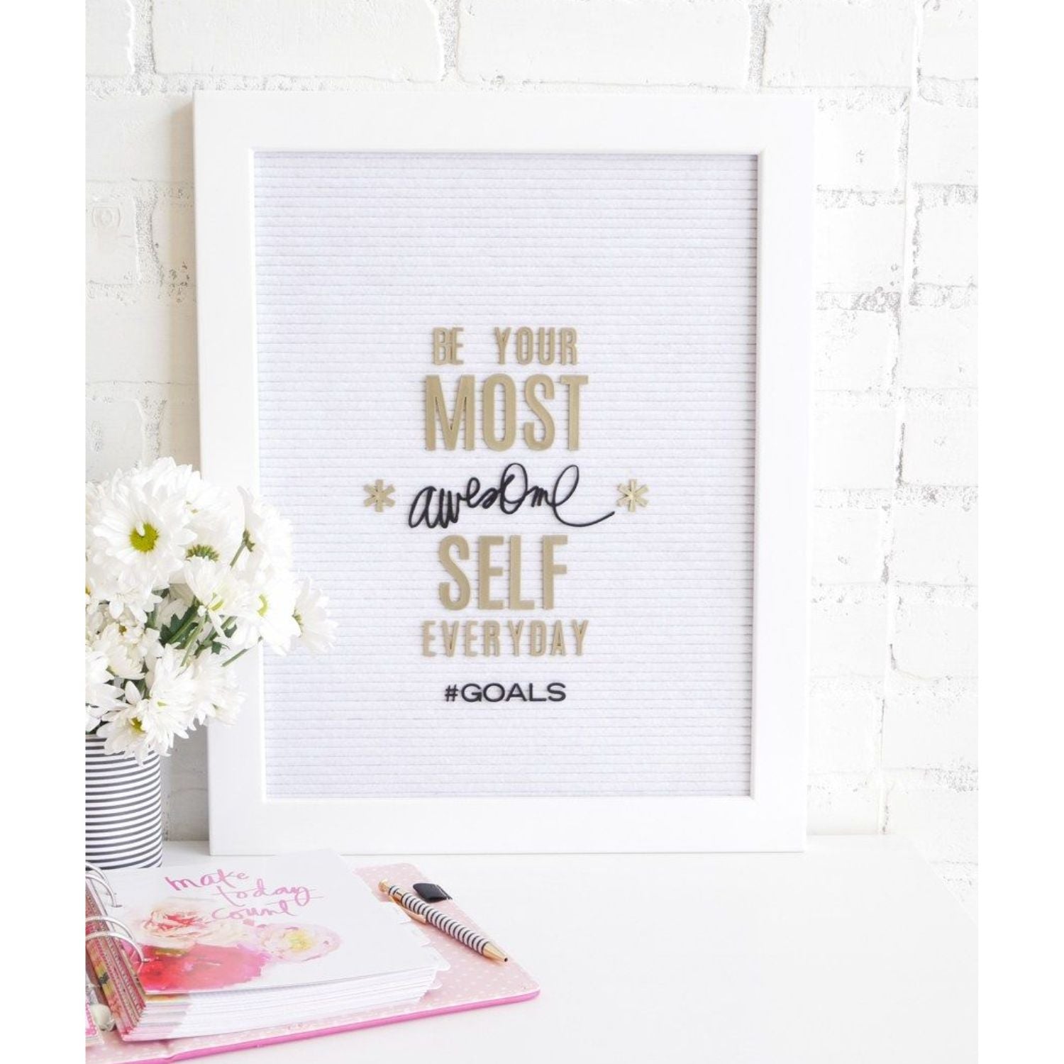 Letterboard 2in Sans Serif Gold / Letras Doradas Para Tablero Tableros Heidi Swapp