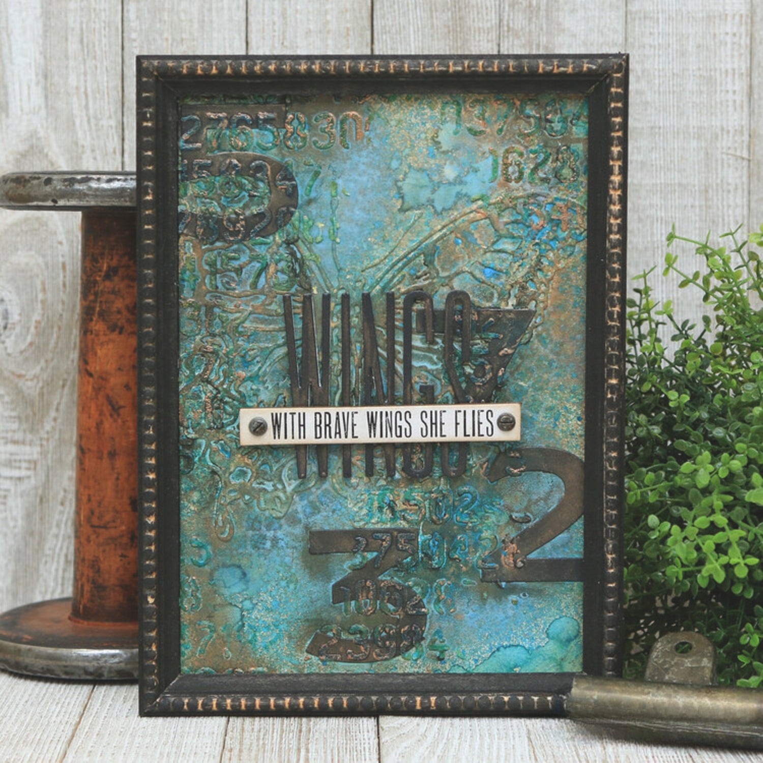 Tim Holtz Distress Crayons Metallics / Crayones Reactivos al Agua Set Metálicos Colores y Plumones Ranger
