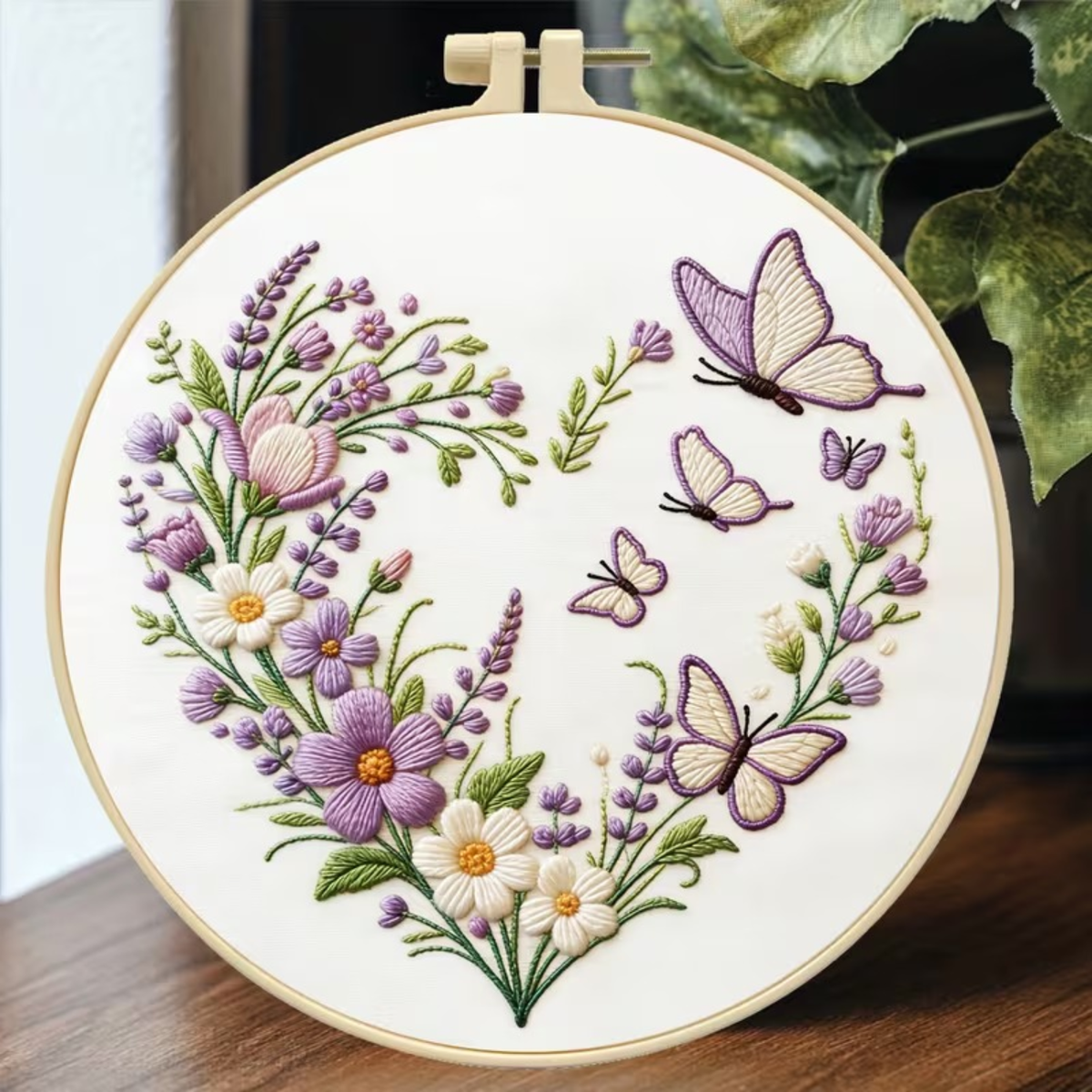 Kit Bordado Floral Heart Embroidery Kit 20cm