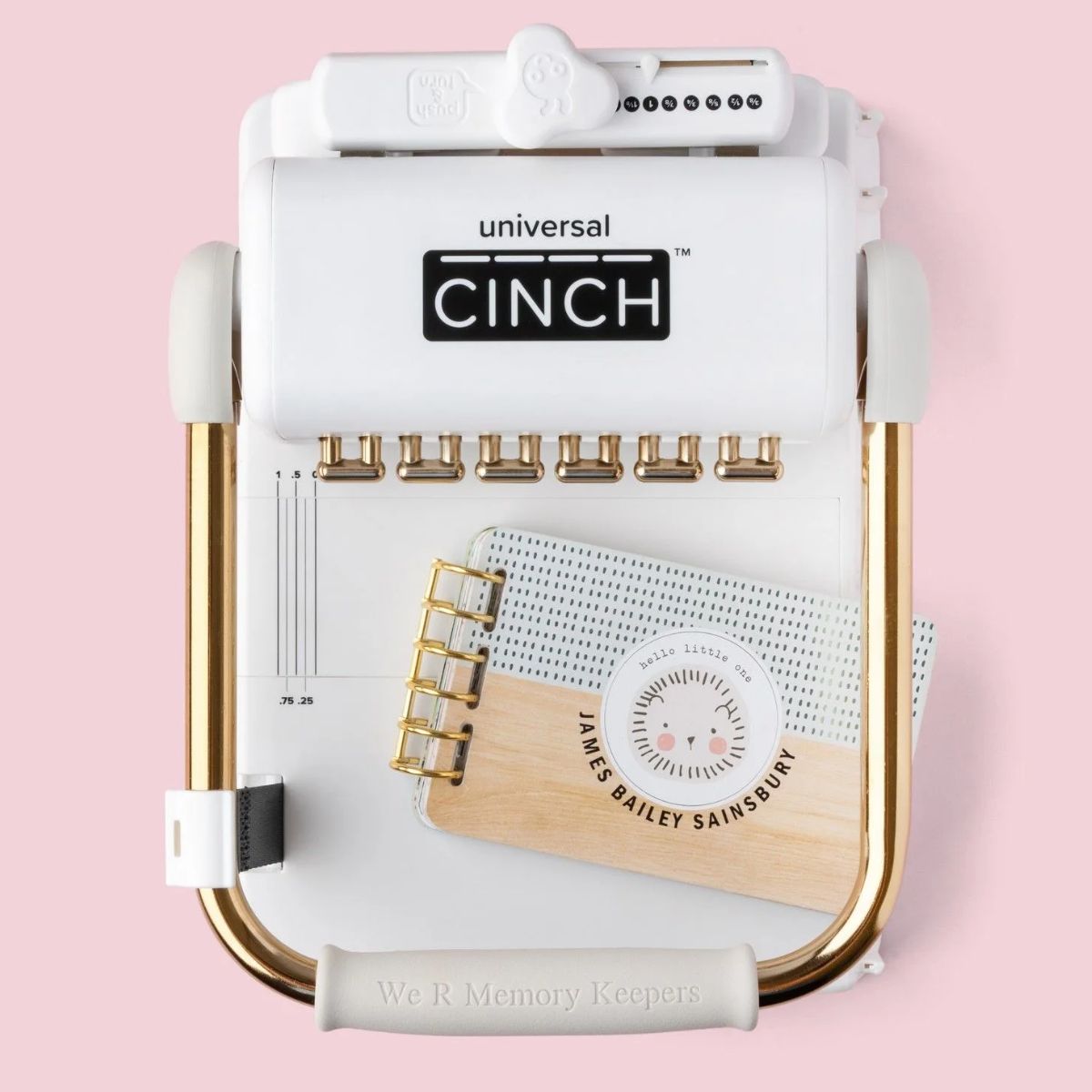 The Universal Cinch / Engargoladora Universal Encuadernacion We R Makers