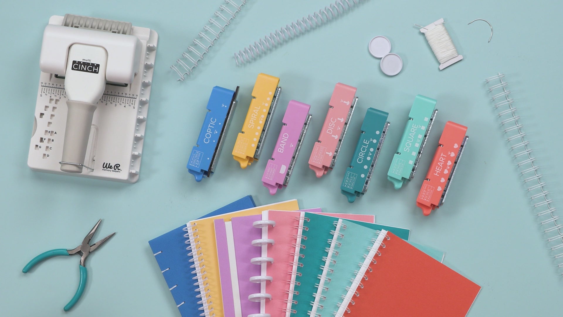 Multi Cinch Tool Bundle / Paquete Multi Cinch Con 7 Cartuchos Incluidos Máquinas We R Memory Keepers