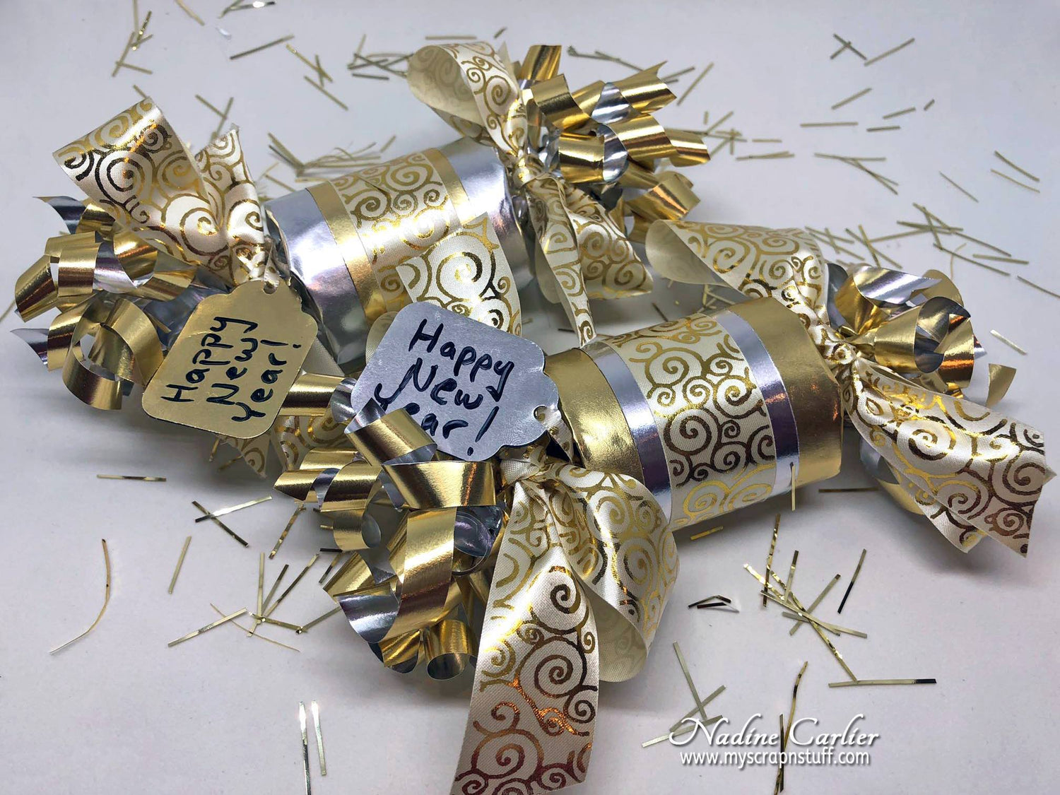 Metallics Foiled Papers 4"x6" / 12 Hojas de Papel Tipo Alumino Doble Cara Metálicos Papel Rinea