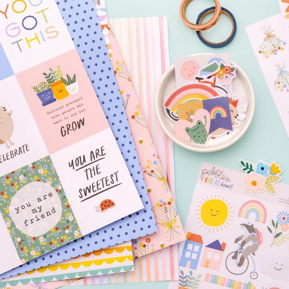 Kid At Heart Paper Pad 12 x 12" / Block de Papel Flores y Frases Papel Pebbles
