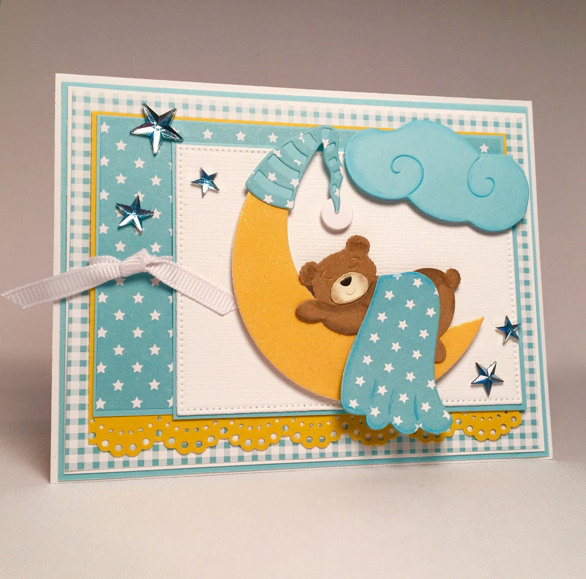 Bear on Cloud and MoonDie / Suaje de Oso y Luna Descontinuado Cottage Cutz