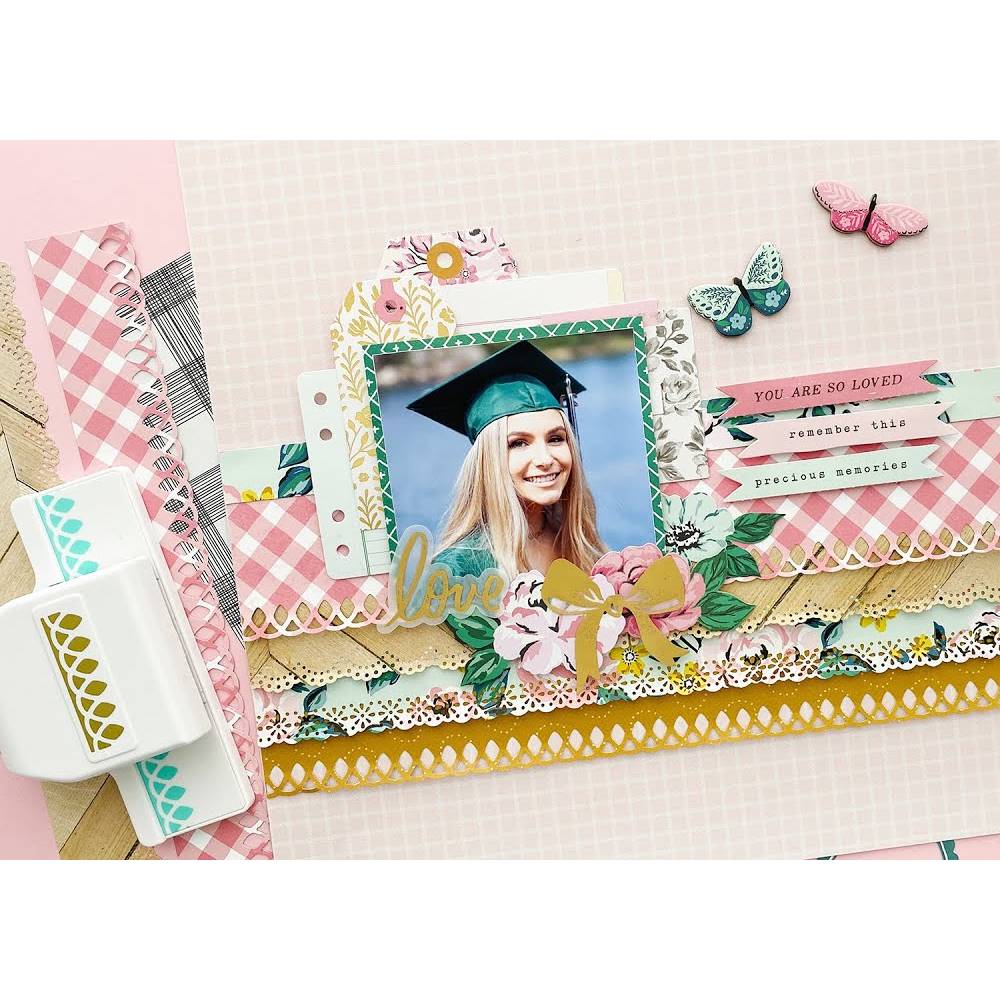 Edge Punch Scallop Arches / Perforadora de Orilla de Arcos Descontinuado We R Memory Keepers