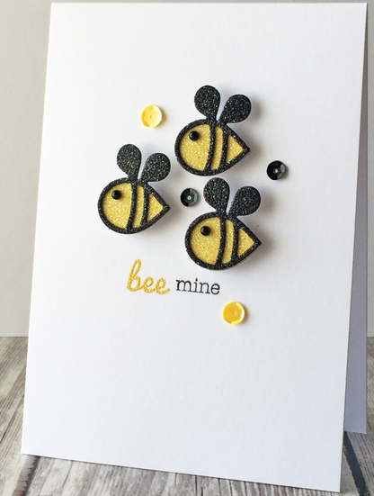 Bee Shape Die / Troquel en Forma de Abeja Descontinuado Taylored Expressions