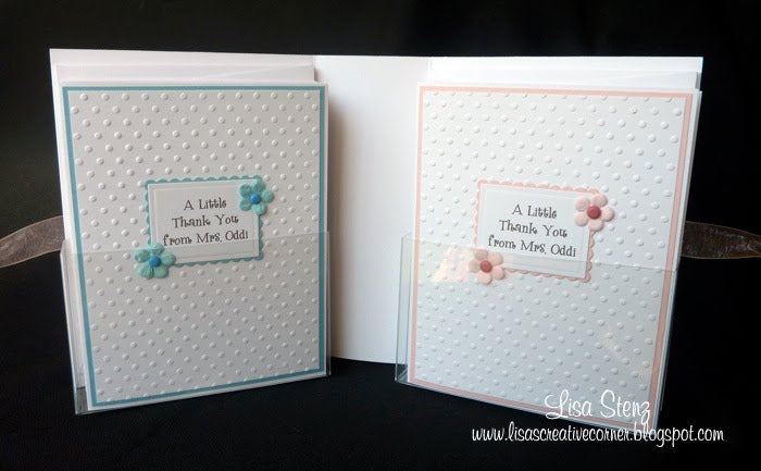 Embossing Folder Tiny Dots / Folder de Grabado de Pequeños Puntos Descontinuado Sizzix