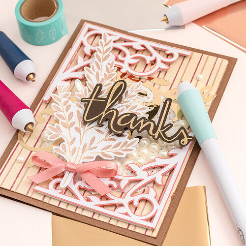 Foil Quill Calligraphy Tip Freestyle Pen  / Bolígrafo de Caligrafía Foil Quill a Mano Libre Herramientas We R Memory Keepers
