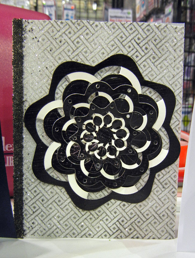 Suaje de Corte de Flor 3D 2  / Round About Descontinuado Spellbinders