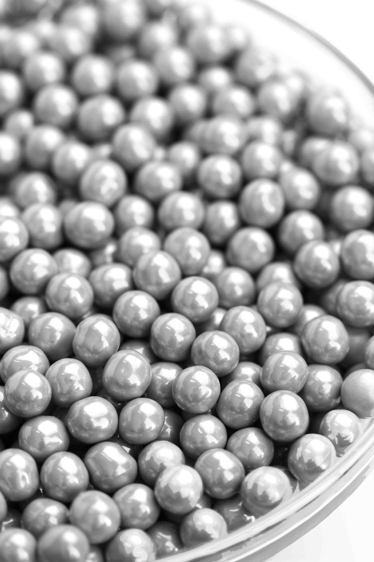 Shimmer Silver Sixlets / Chocolates Plateados Descontinuado Sweet Works